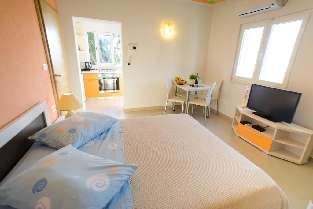 Lara Apartments Makarska Zimmer foto